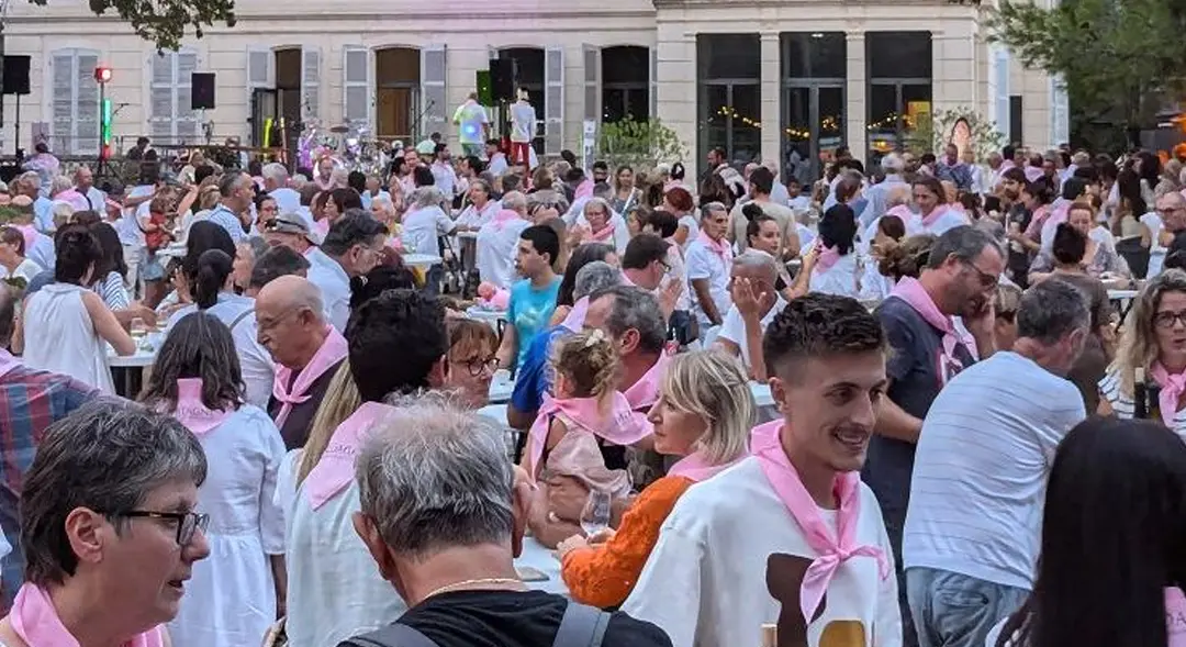 |CDRV Gadagne] Ambiance conviviale et festive pour le ban des vendanges